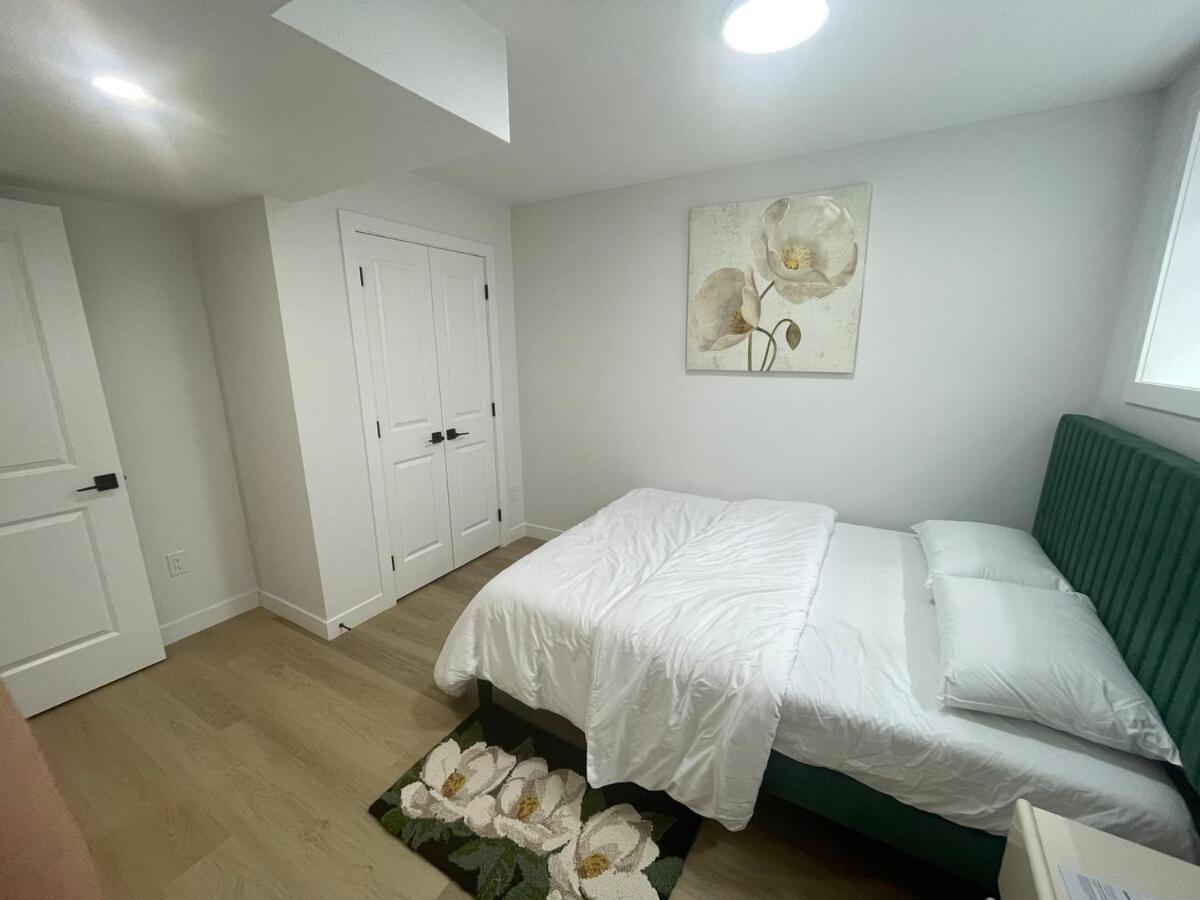 Your Cozy Happy Place Apartment Calgary